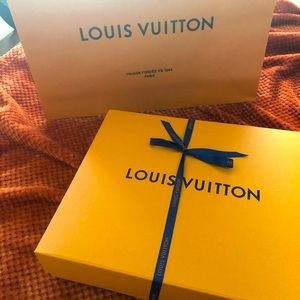Louis Vuitton Box w/Shopping bag